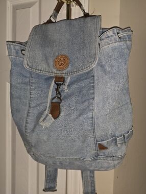 Vintage 80s Shane Collection Light Blue Denim Backpack/Rucksack